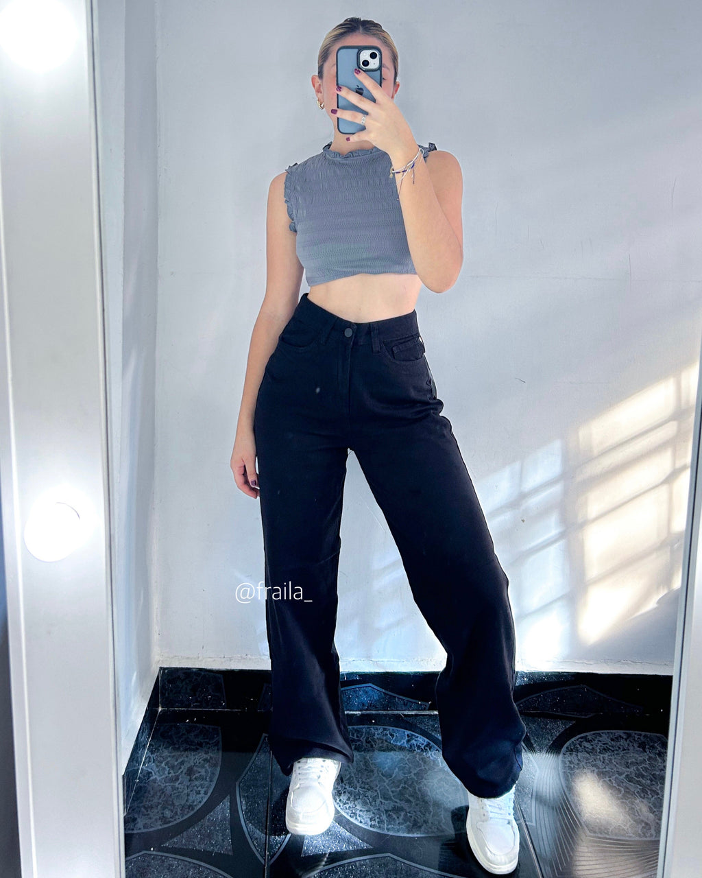 Ref 008 - Wide Leg Jean