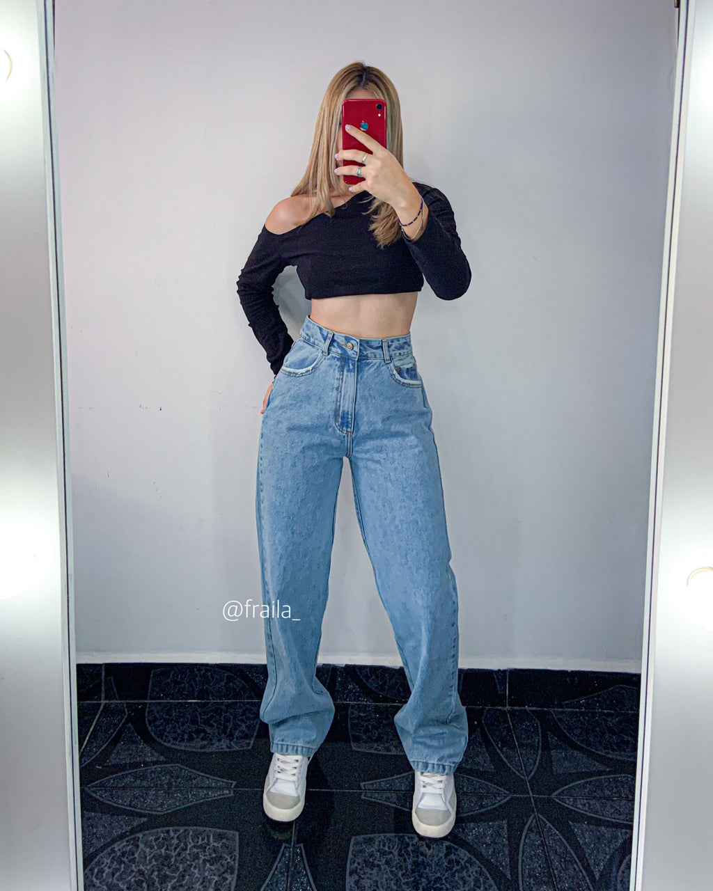 Ref 005 - Wide Leg Jean