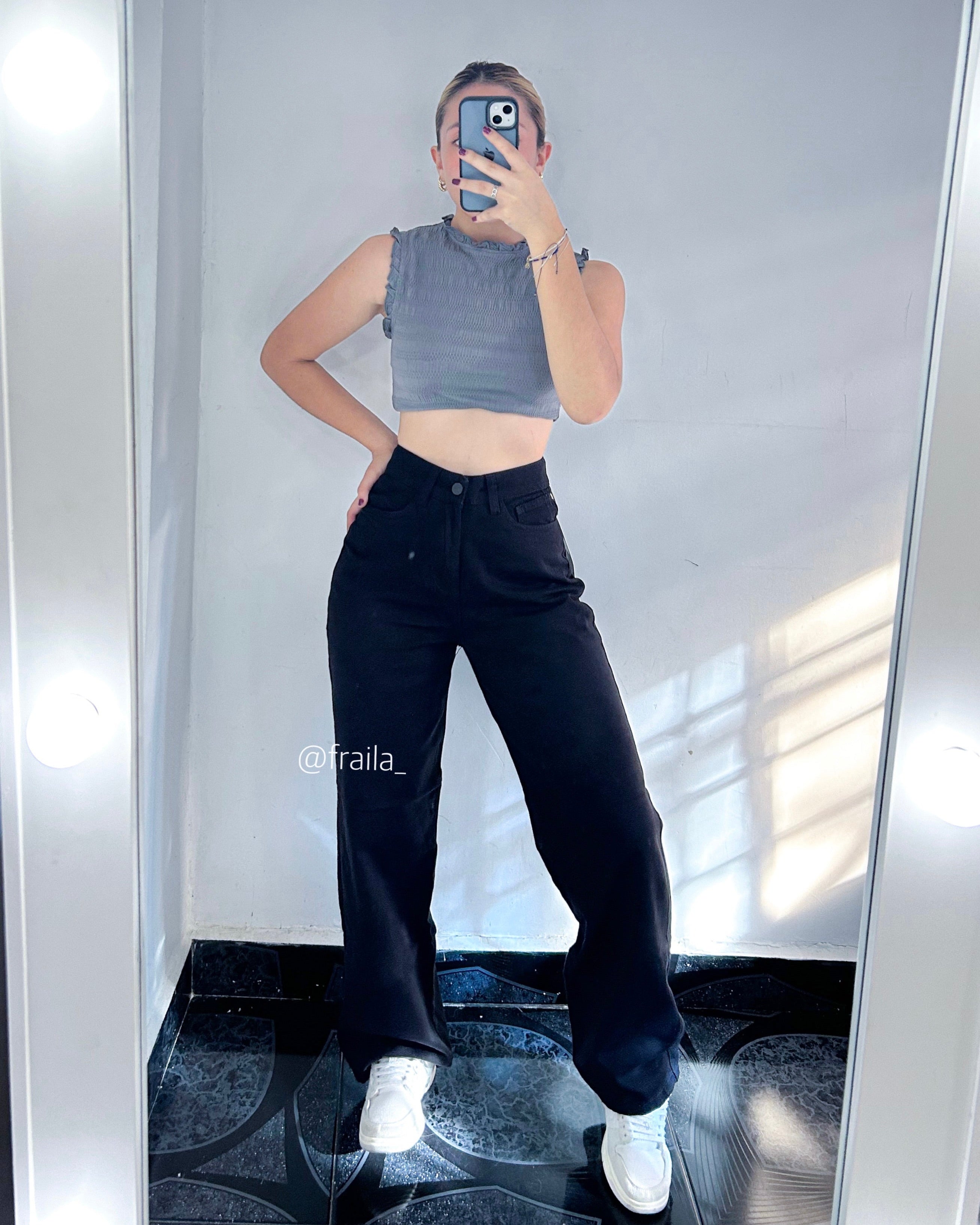 Ref 008 - Wide Leg Jean