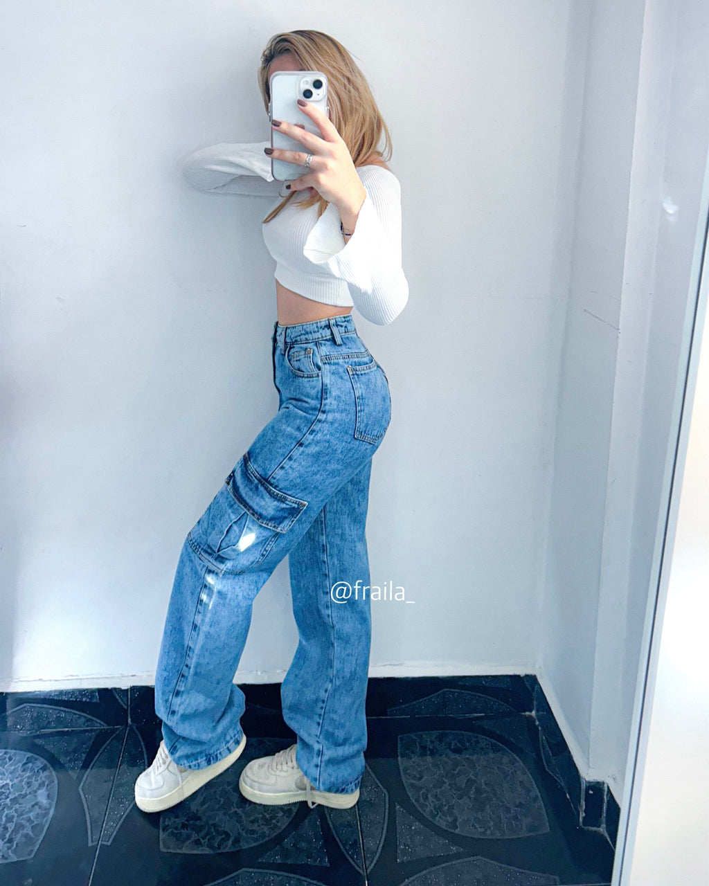 Ref 001 - Cargo Jean