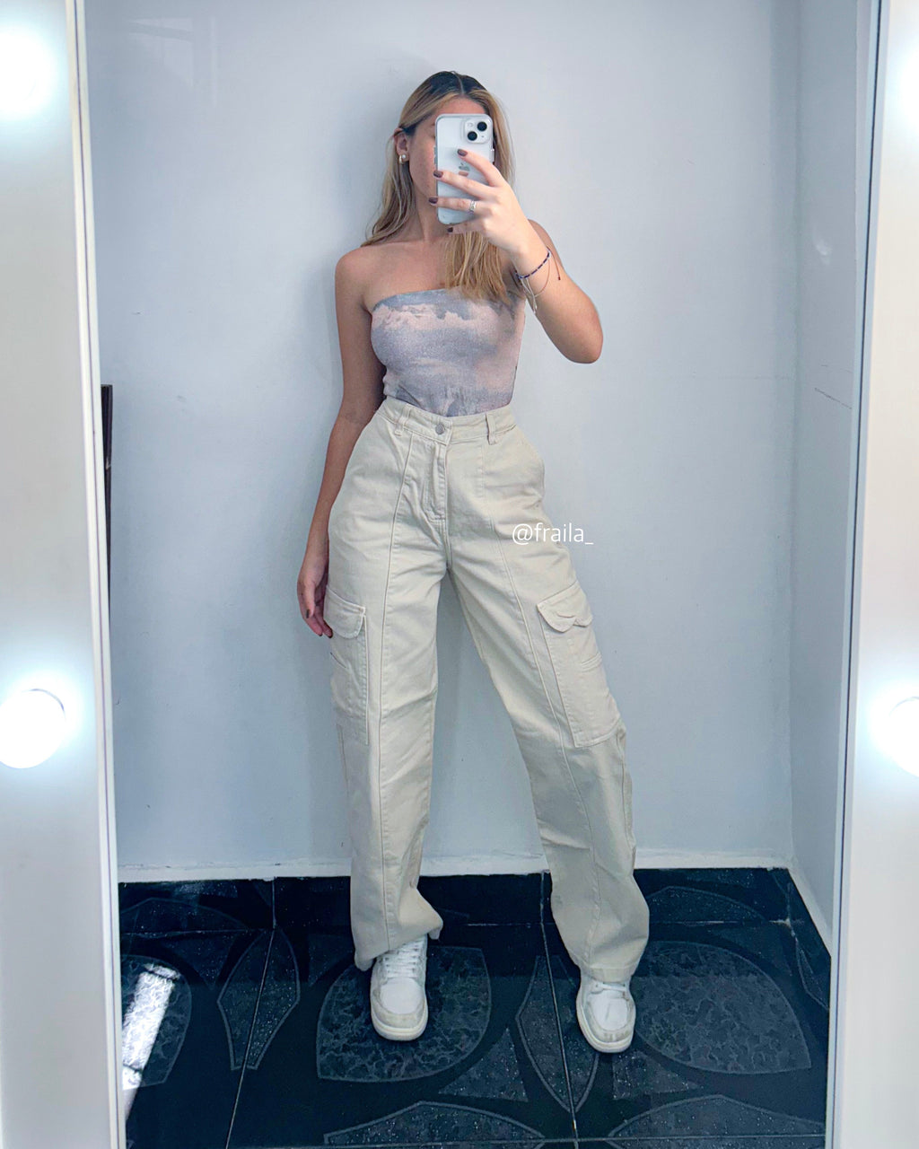 Ref 007 - Cargo Jean