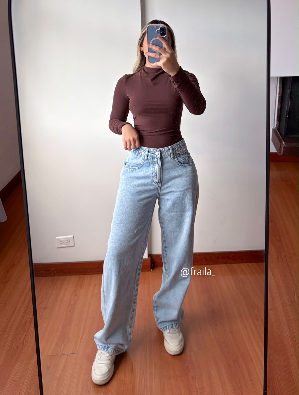 Ref 42 - Wide Leg Tono Azul Claro