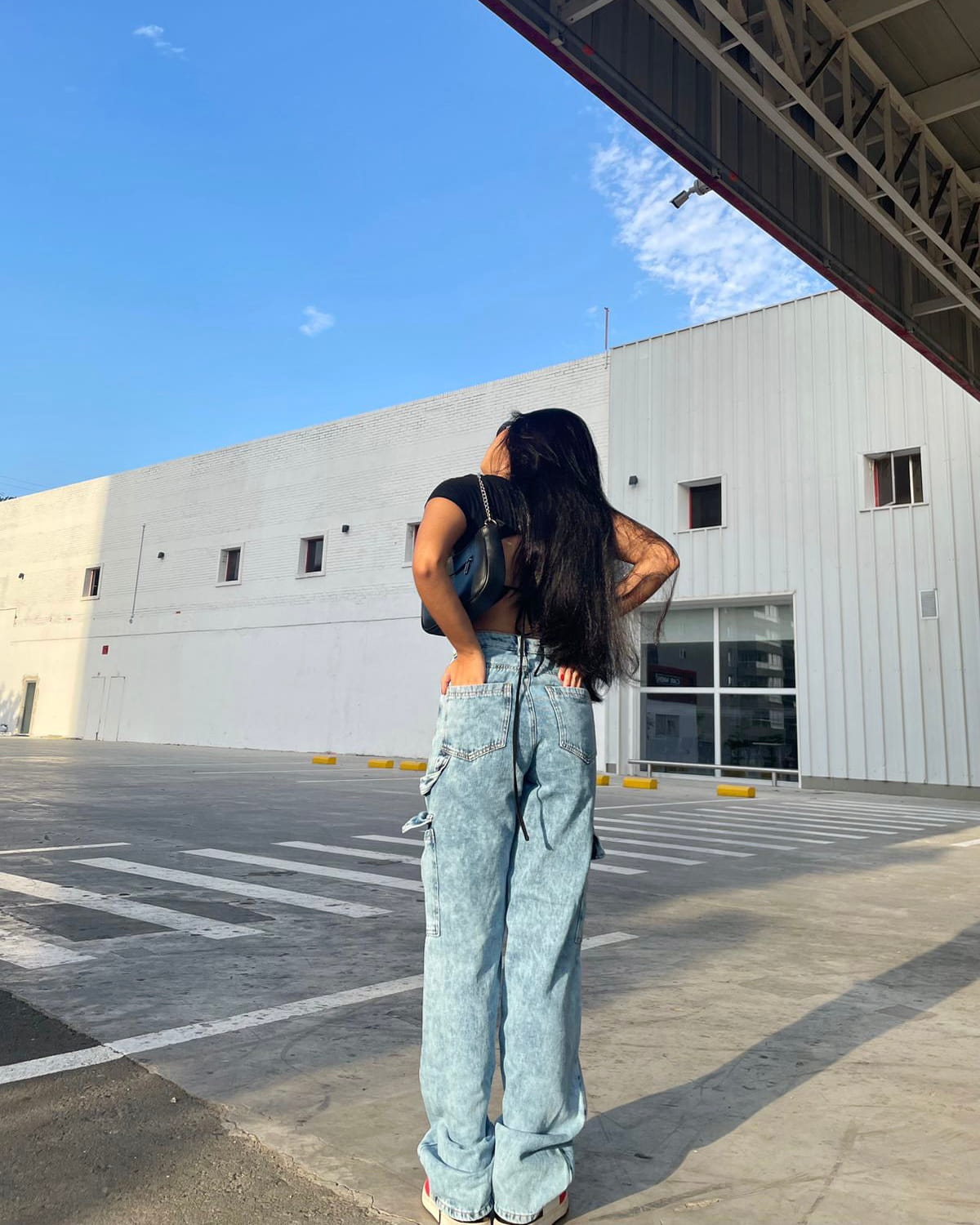 Ref 014 - Cargo Jean